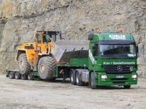 Mercedes-Benz Actros 2644 2002 года